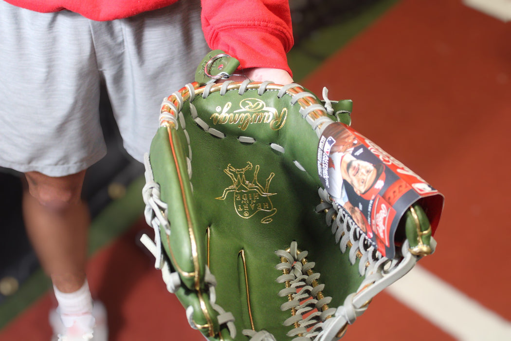 Rawlings Gold Glove Club September 2024 Heart of the Hide