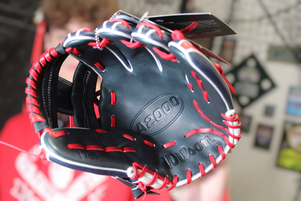 Wilson A2000 11.5" Baseball Glove - GOTM July 2024